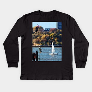 Manhattan NY - Sailboat Near Chelsea Pier Kids Long Sleeve T-Shirt